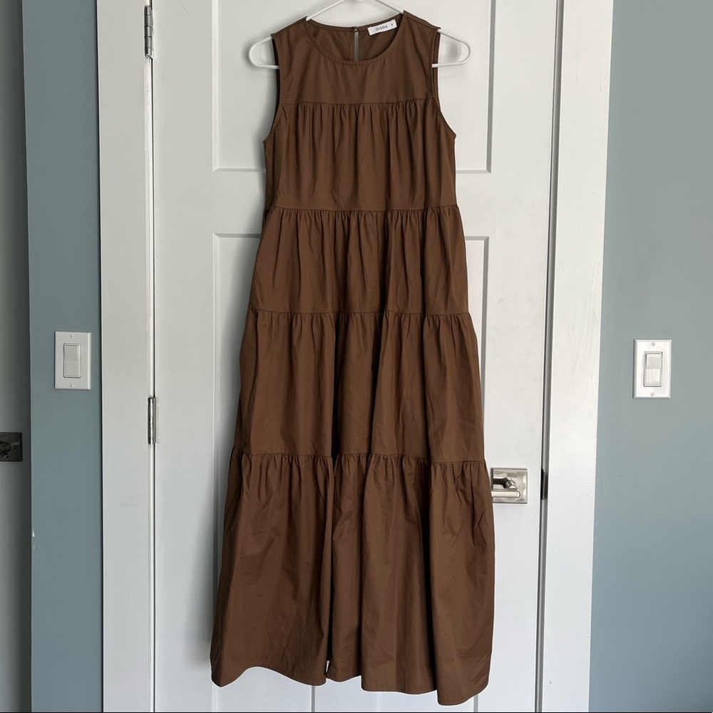 Sleeveless Tiered Maxi Dress in Brown